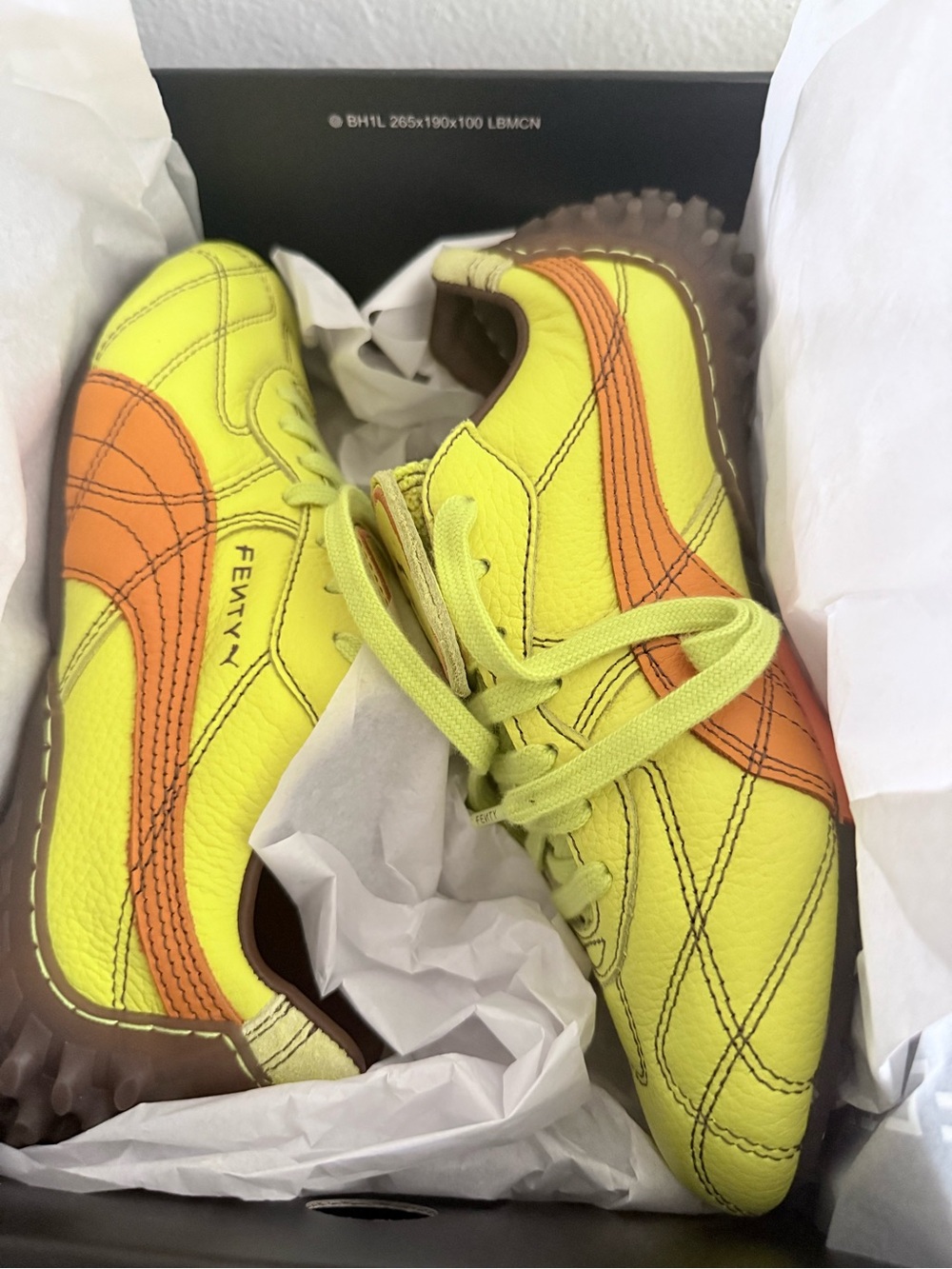 Puma x Fenty - Avanti LS Stitched Lime Sheen / Pumpkin Pie Low Top Sneakers